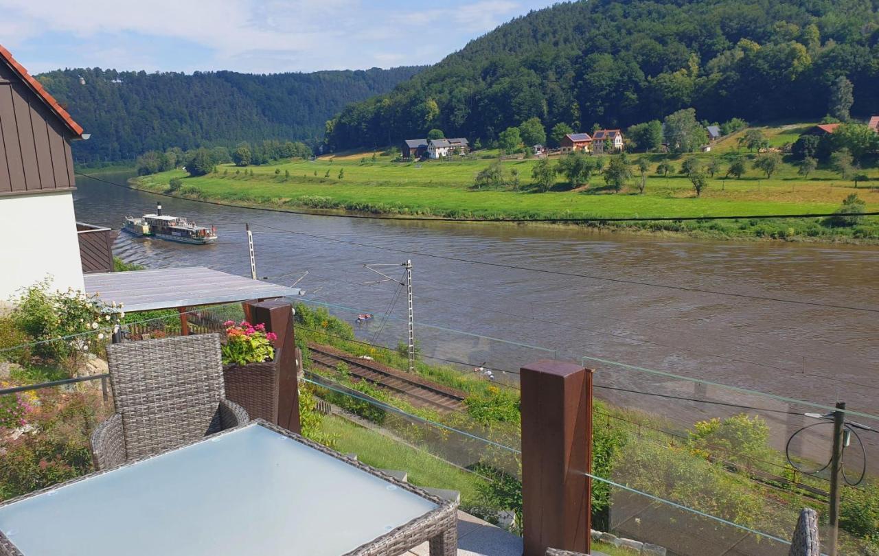 Saechsische-Schweiz-Ferienhaus-Wohnung-2-Mit-Hervorragendem-Panoramablick-Ueber-Das-Elbtal Königstein an der Elbe Kültér fotó