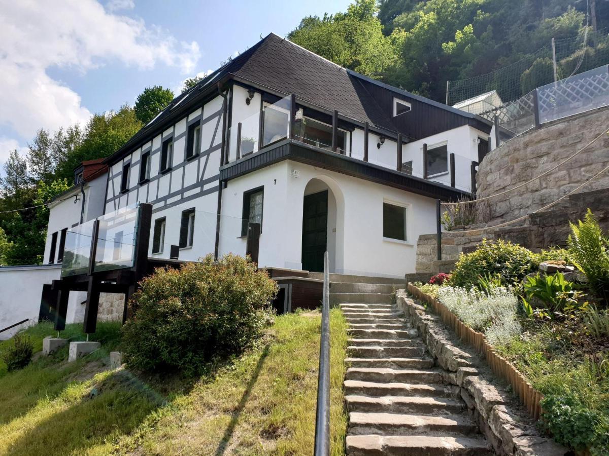 Saechsische-Schweiz-Ferienhaus-Wohnung-2-Mit-Hervorragendem-Panoramablick-Ueber-Das-Elbtal Königstein an der Elbe Kültér fotó